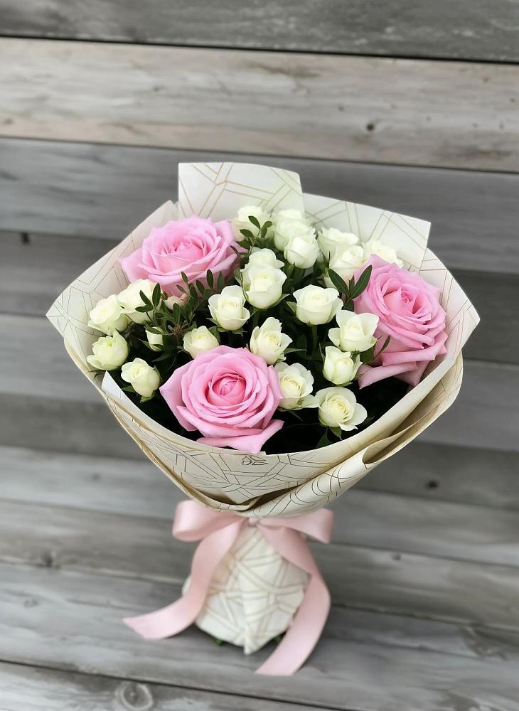 Букет цветов из: Розы в Комсомольский Республики Дагестан