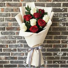 Букет цветов из:  Розы в Комсомольский Республики Дагестан