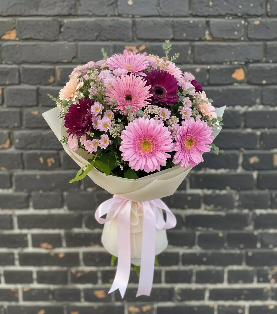Букет цветов из: Герберы и Хризантемы в Комсомольский Республики Дагестан