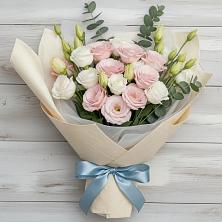 Букет цветов из:  Лизиантусы в Комсомольский Республики Дагестан