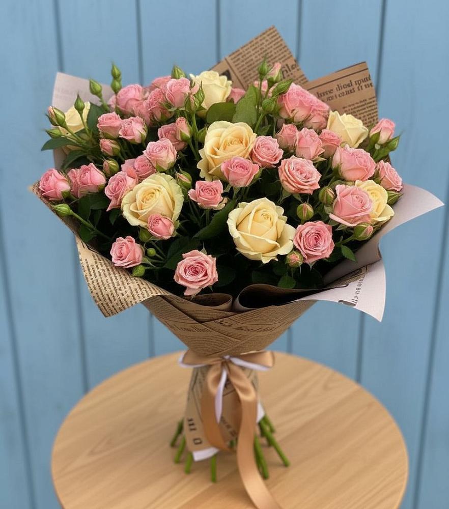 Букет цветов из: Розы в Комсомольский Республики Дагестан