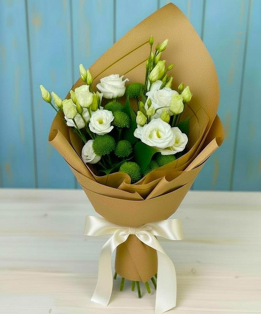 Букет цветов из: Хризантемы и Лизиантусы в Комсомольский Республики Дагестан