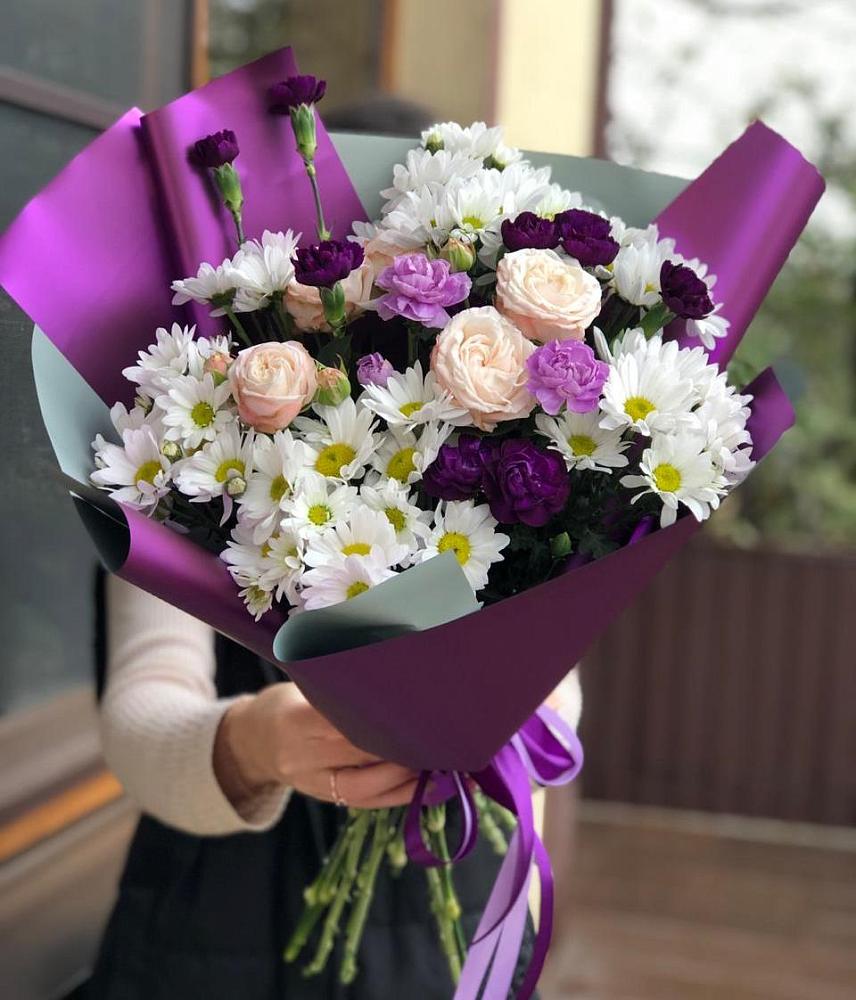 Букет цветов из: Хризантемы, Гвоздики и Розы в Комсомольский Республики Дагестан