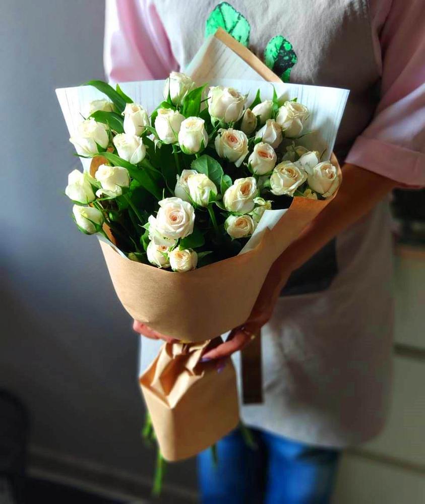 Букет цветов из: Розы в Комсомольский Республики Дагестан
