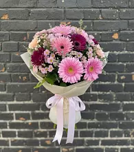 Букет цветов из:  Герберы и Хризантемы в Комсомольский Республики Дагестан
