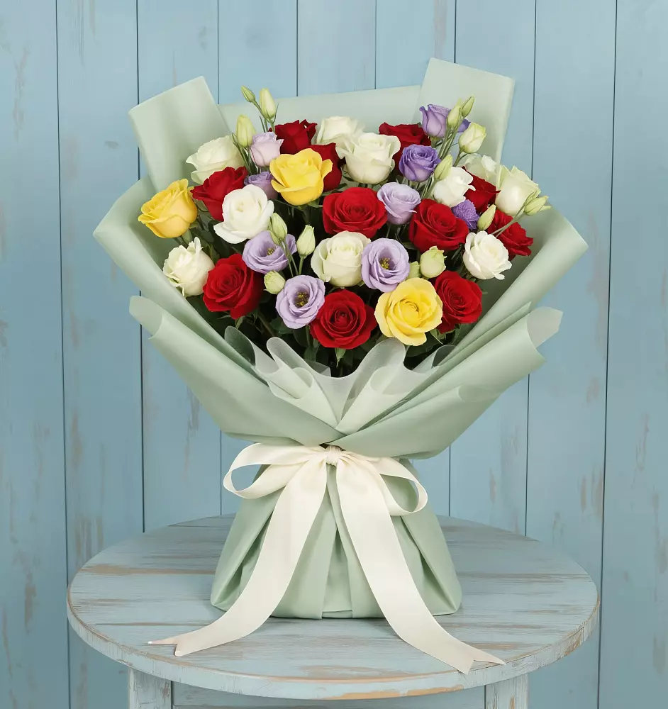 Букет цветов из: Розы в Комсомольский Республики Дагестан