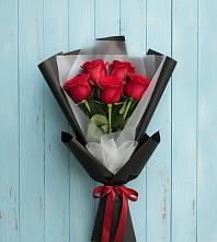 Букет цветов из:  Розы в Комсомольский Республики Дагестан