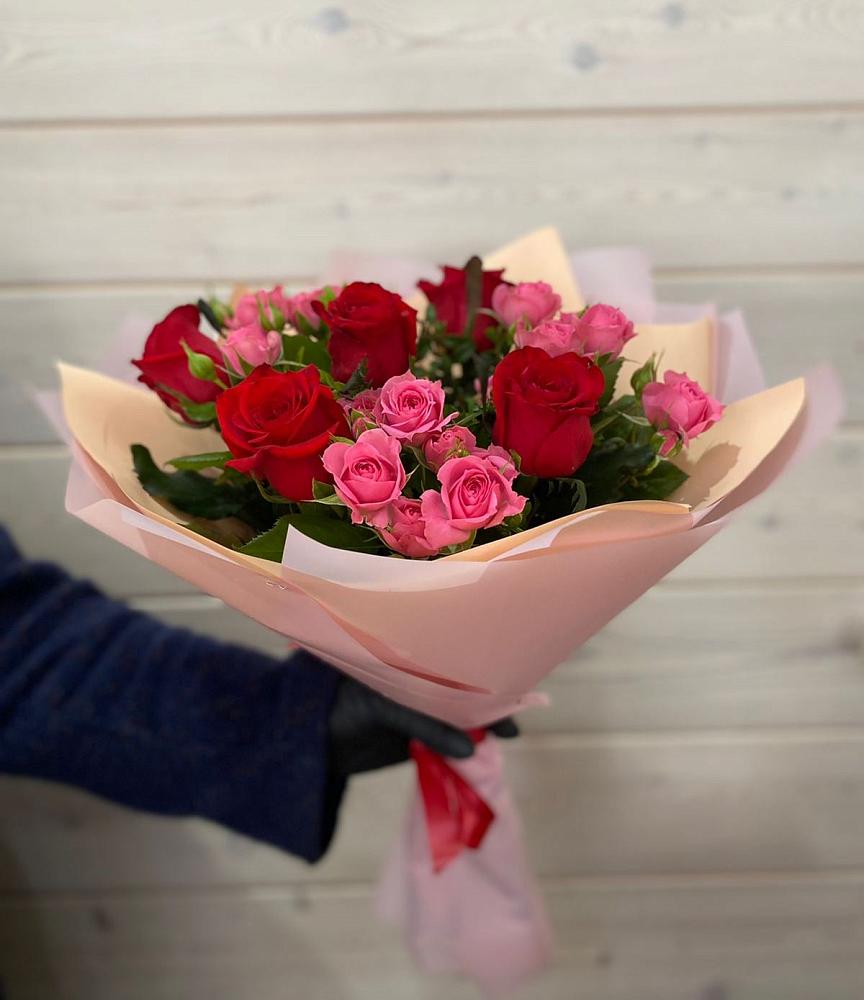 Букет цветов из: Розы в Комсомольский Республики Дагестан