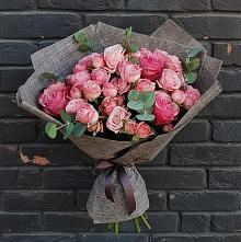 Букет цветов из:  Розы в Комсомольский Республики Дагестан